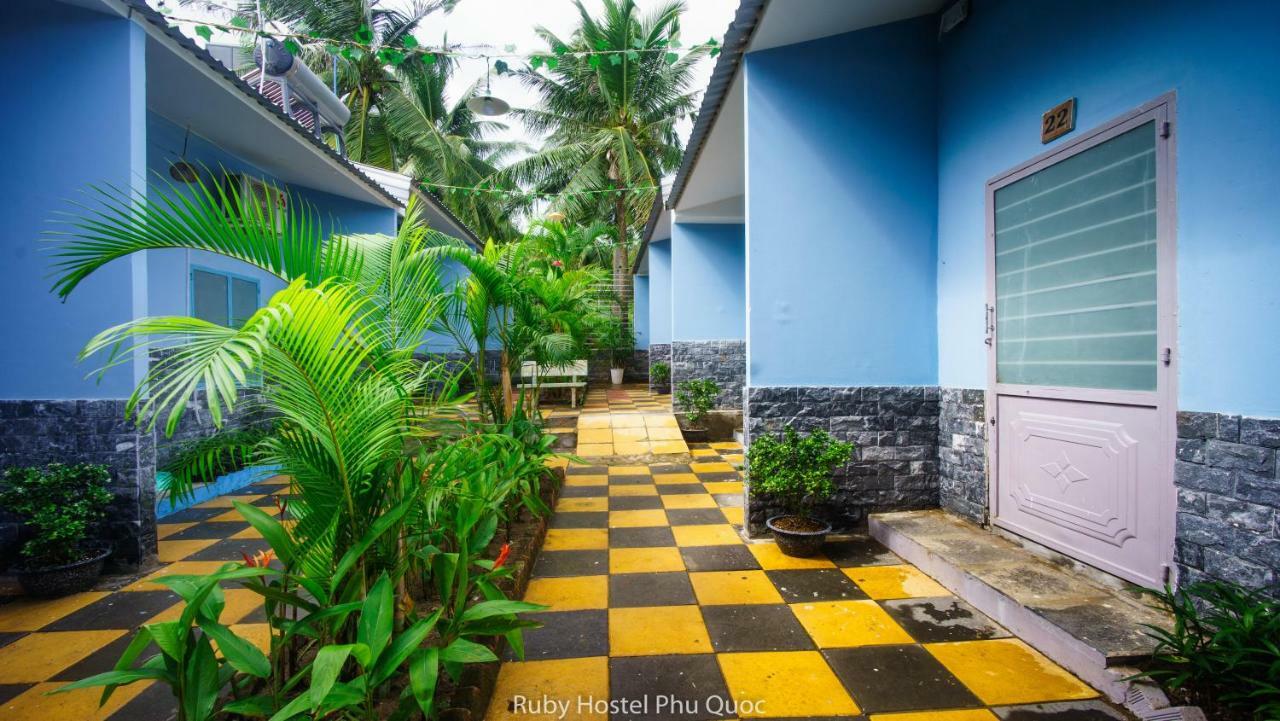 Ruby Phu Quoc Hostel Exteriör bild