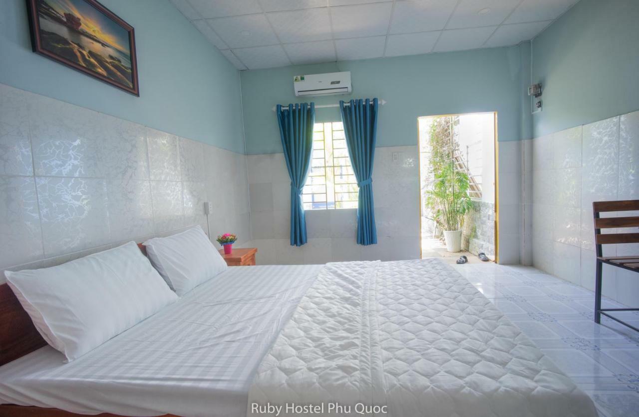 Ruby Phu Quoc Hostel Exteriör bild