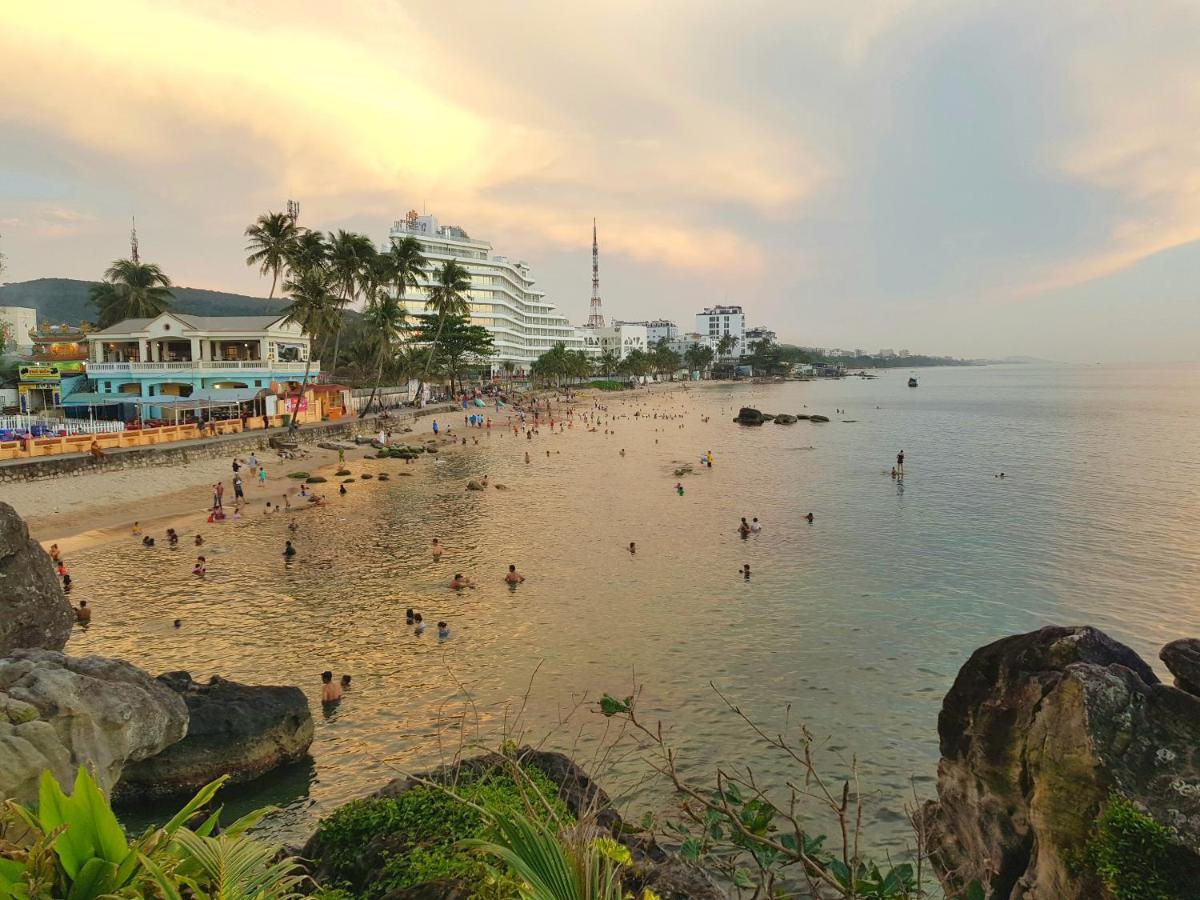 Ruby Phu Quoc Hostel Exteriör bild